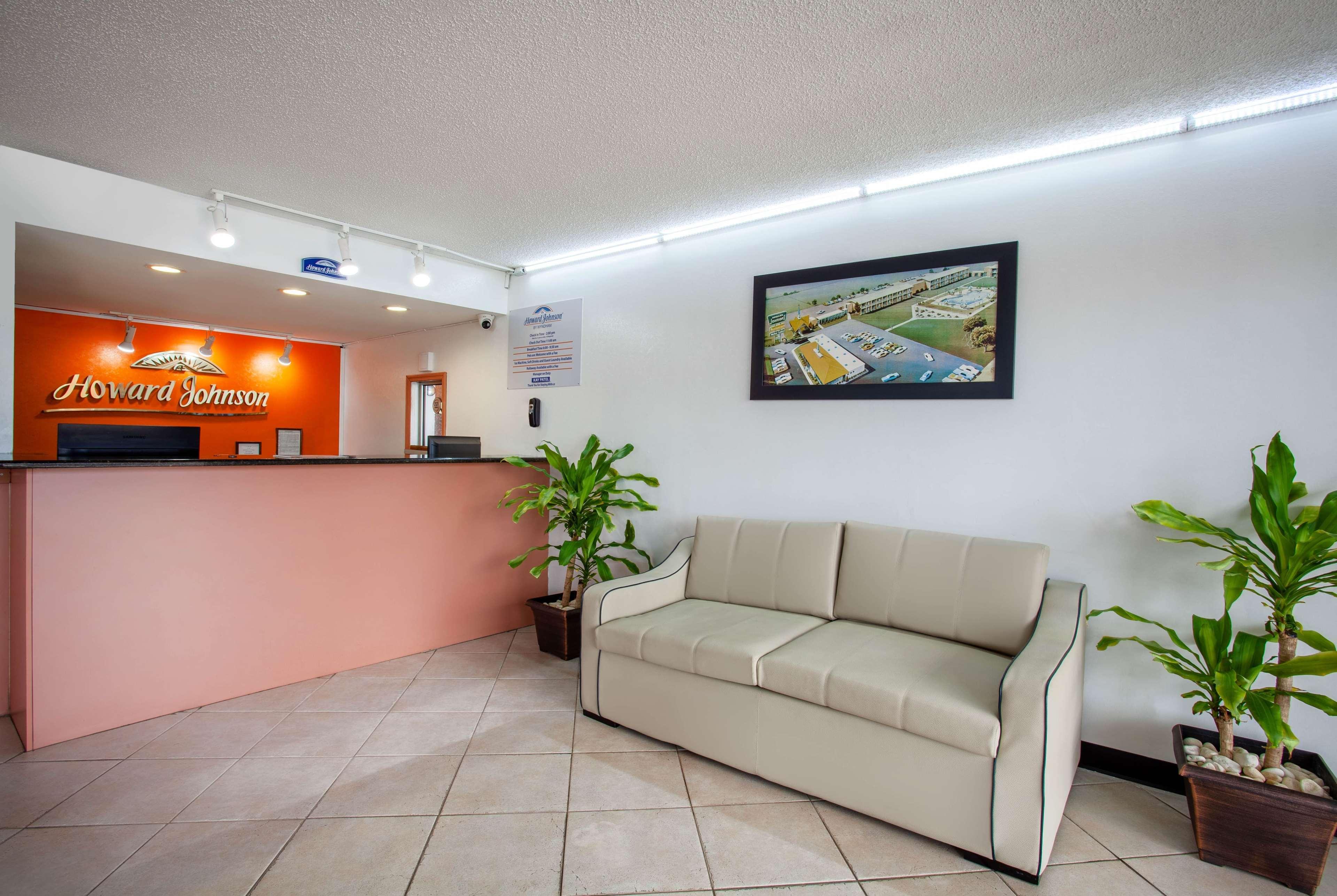 Howard Johnson By Wyndham Vero Beach/I-95 Exterior photo