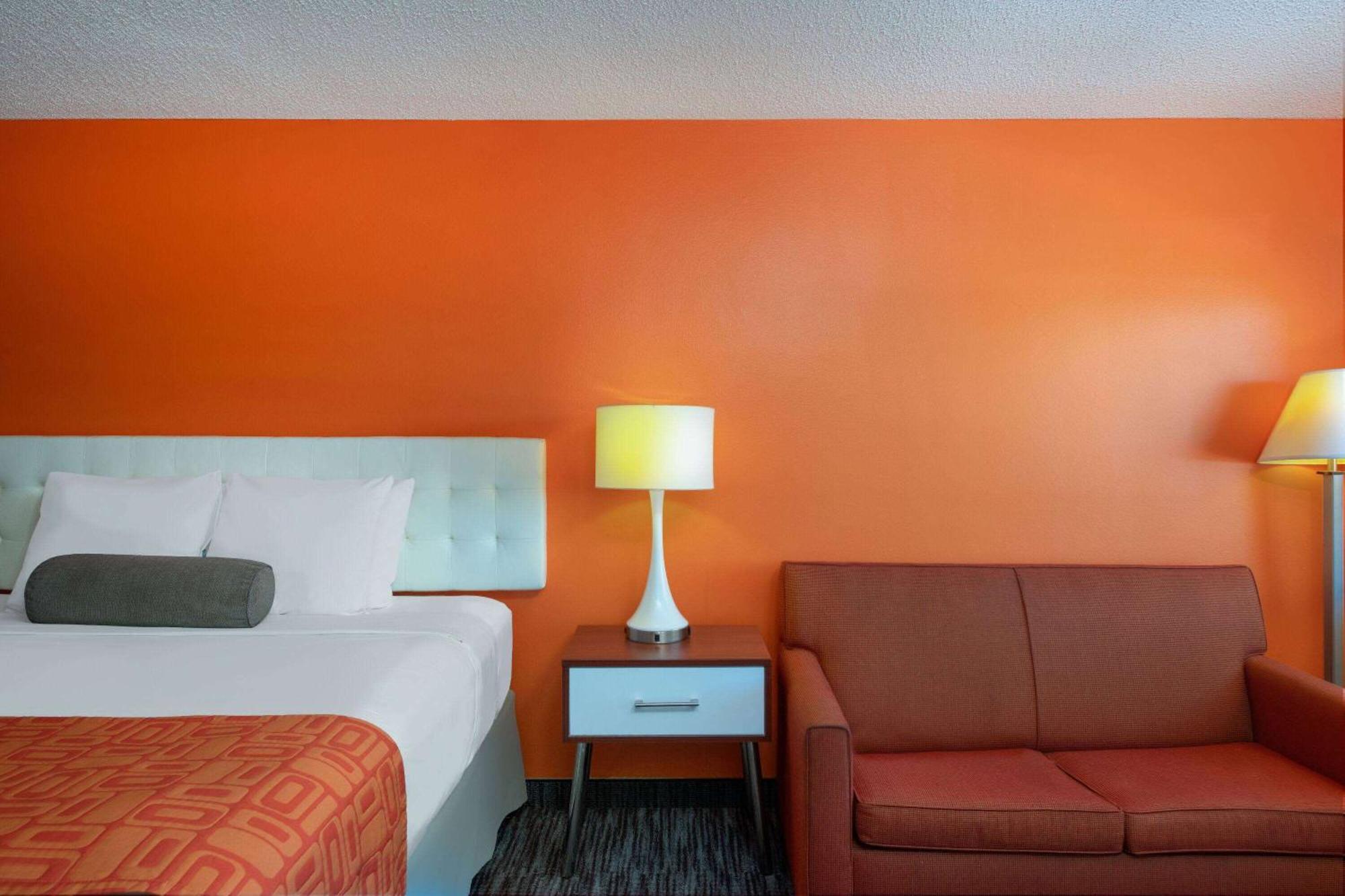 Howard Johnson By Wyndham Vero Beach/I-95 Exterior photo